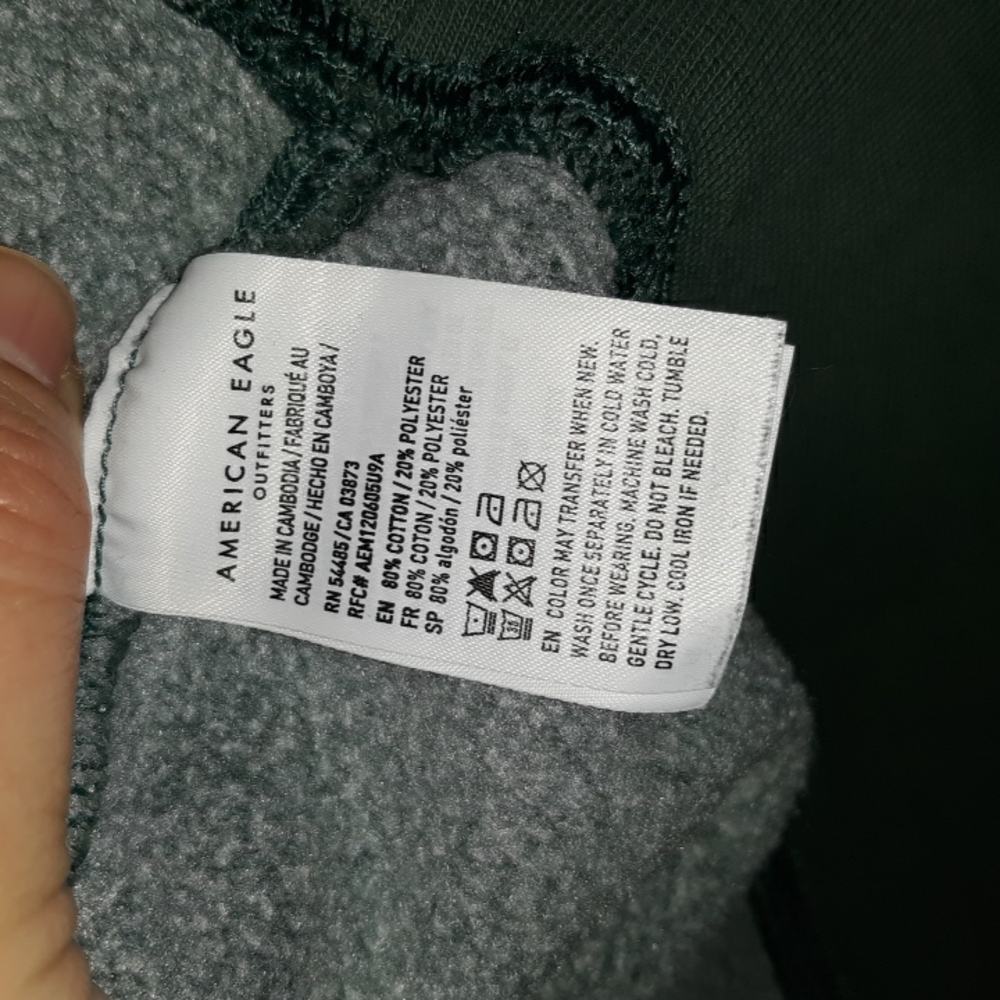 American Eagle Relaxed/Distressed Crew Neck Sweatshirt 2021 - Picture 10 of 14
